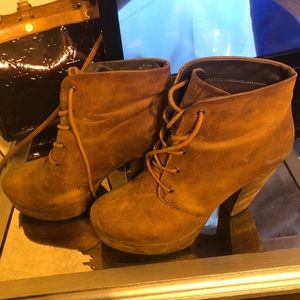 Steve Madden Lace up Brown Heels